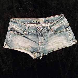 American Eagle Denim Shorts!